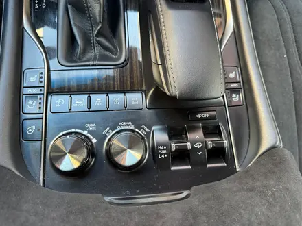 Lexus LX 570 2020 года за 53 500 000 тг. в Астана – фото 40