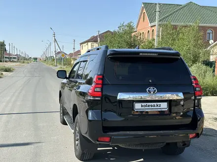 Toyota Land Cruiser Prado 2017 года за 21 000 000 тг. в Атырау – фото 3