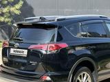 Toyota RAV4 2018 года за 14 000 000 тг. в Алматы – фото 5