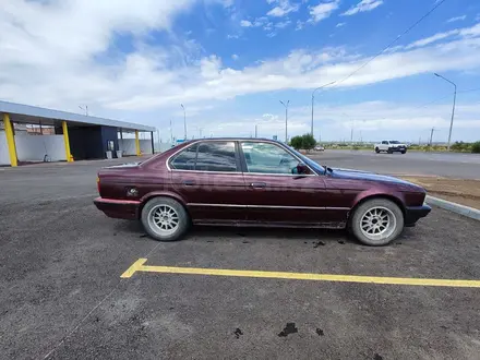 BMW 525 1991 года за 1 100 000 тг. в Караганда – фото 2