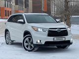 Toyota Highlander 2014 года за 14 500 000 тг. в Астана – фото 2