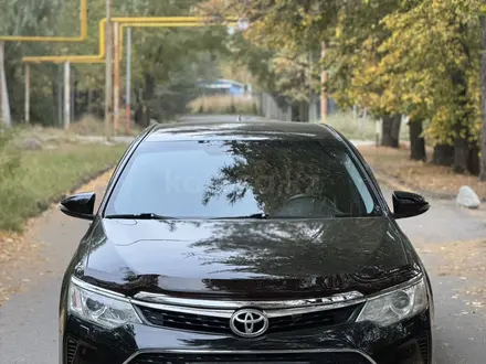 Toyota Camry 2015 года за 10 500 000 тг. в Алматы – фото 2