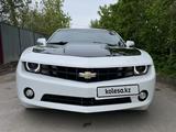 Chevrolet Camaro 2011 года за 14 000 000 тг. в Астана – фото 2