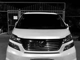 Toyota Vellfire 2009 годаfor6 500 000 тг. в Атырау