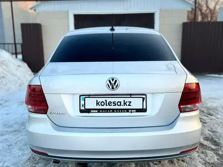 Volkswagen Polo 2017 года за 6 500 000 тг. в Уральск – фото 2