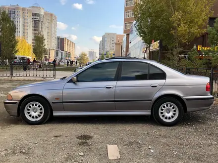 Авто Шторки на BMW Астана за 12 000 тг. в Астана