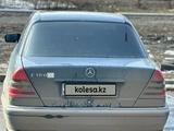 Mercedes-Benz C 180 1997 года за 2 700 000 тг. в Караганда – фото 2