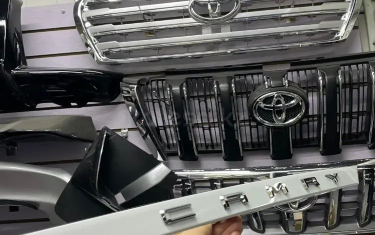 Планка крышки (молдинг надпись) багажника Camry 70 оригинал за 40 000 тг. в Алматы
