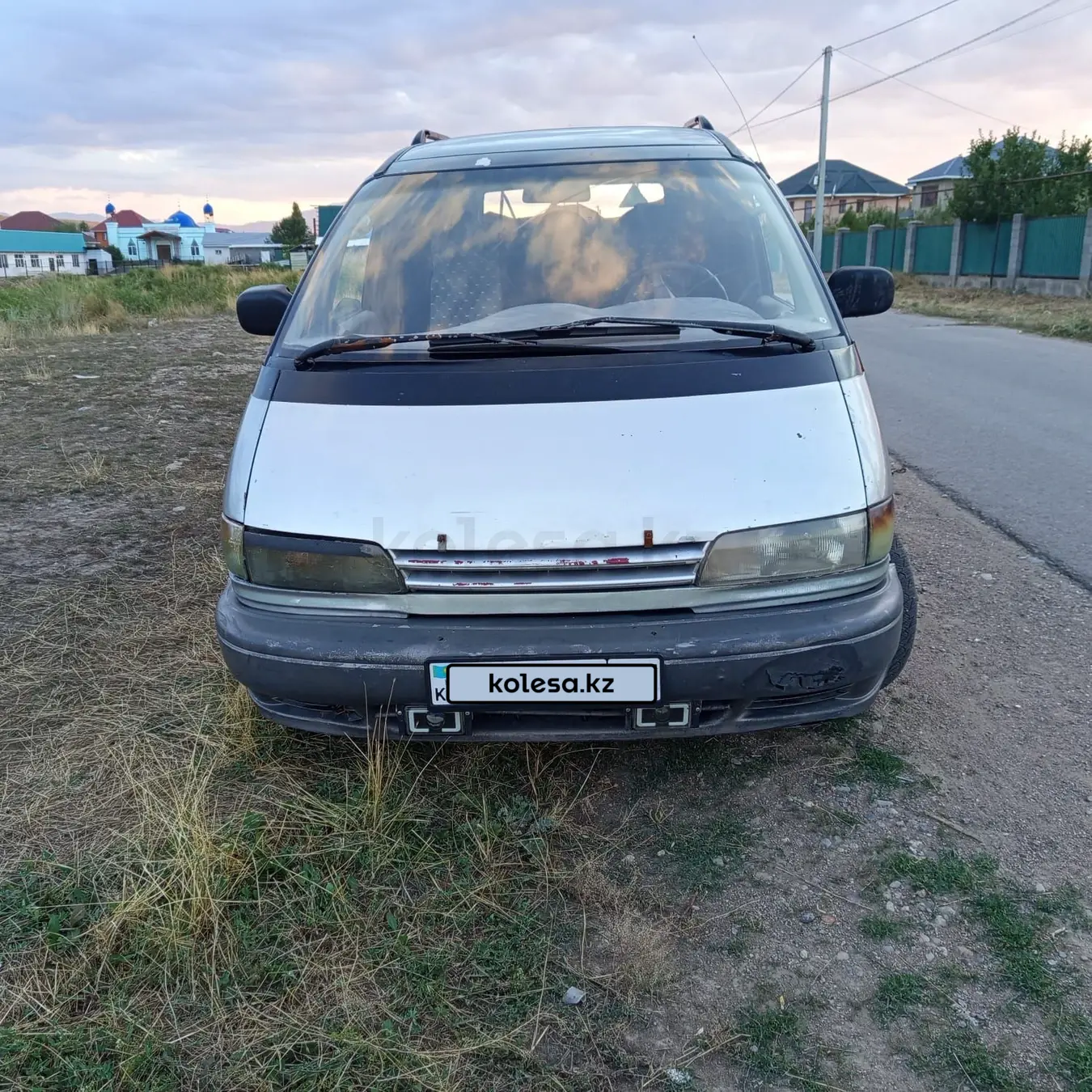 Toyota Previa, 1993