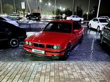 BMW 525 1994 года за 2 000 000 тг. в Шымкент – фото 2