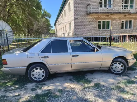 Mercedes-Benz E 220 1991 года за 1 600 000 тг. в Талдыкорган – фото 11