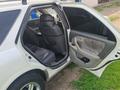 Toyota Camry 1998 года за 2 850 000 тг. в Алматы – фото 5