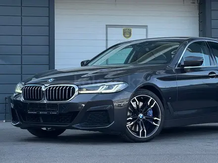 BMW 540 2018 года за 18 000 000 тг. в Шымкент – фото 3