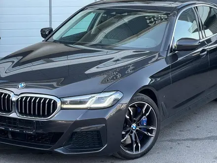 BMW 540 2018 года за 18 000 000 тг. в Шымкент – фото 4