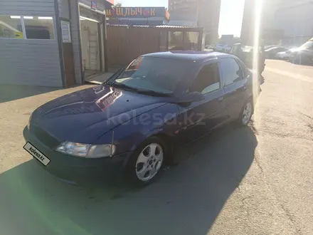 Opel Vectra 1996 года за 1 300 000 тг. в Астана – фото 3