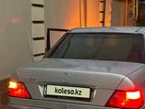 Mercedes-Benz E 200 1994 годаүшін1 900 000 тг. в Жанакорган – фото 2