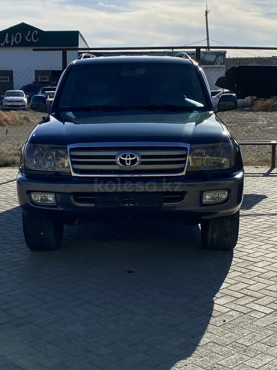 Toyota Land Cruiser, 2001