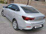 Chevrolet Onix 2025 года за 6 800 000 тг. в Караганда – фото 2