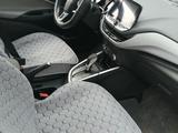 Chevrolet Onix 2025 года за 6 800 000 тг. в Караганда – фото 3