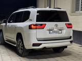 Toyota Land Cruiser 2021 года за 46 500 000 тг. в Алматы – фото 3
