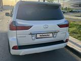 Lexus LX 570 2016 года за 33 000 000 тг. в Астана – фото 5