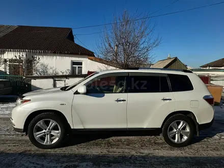 Toyota Highlander 2013 года за 14 000 000 тг. в Караганда – фото 3