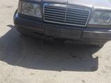 Mercedes-Benz E 220 1994 года за 1 400 000 тг. в Алматы – фото 4