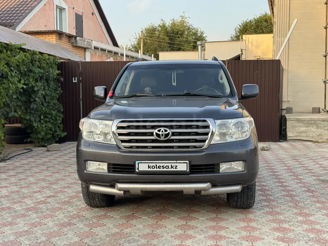 Toyota Land Cruiser, 2010