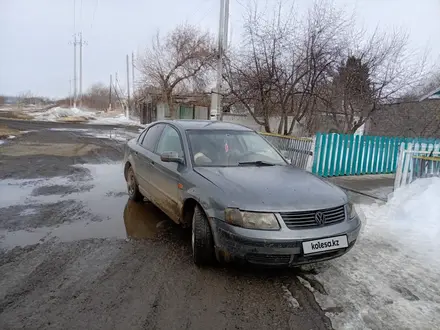 Volkswagen Passat 1997 года за 1 500 000 тг. в Петропавловск – фото 2