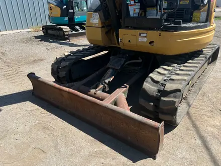 Caterpillar  050S 5ти тоник без кабины стрела РОБОТ 2014 года за 14 300 000 тг. в Алматы – фото 7