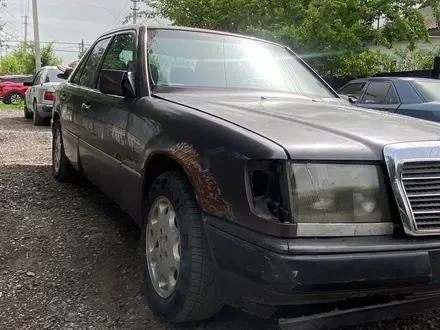 Mercedes-Benz E 230 1990 года за 500 000 тг. в Алматы – фото 4