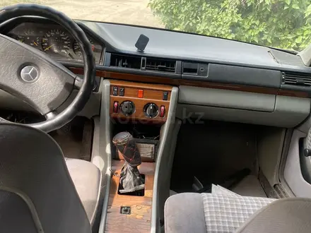 Mercedes-Benz E 230 1990 года за 500 000 тг. в Алматы – фото 6