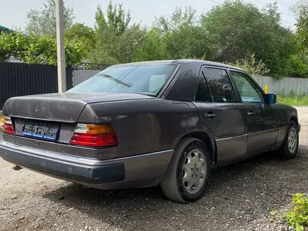 Mercedes-Benz E 230 1990 года за 500 000 тг. в Алматы – фото 5