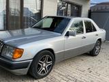 Mercedes-Benz E 300 1991 года за 1 600 000 тг. в Алматы – фото 2