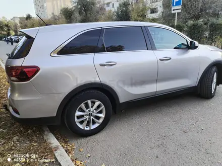 Kia Sorento 2018 года за 11 000 000 тг. в Актобе – фото 5