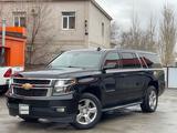 Chevrolet Suburban 2018 годаfor27 000 000 тг. в Атырау – фото 4
