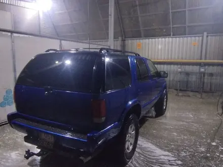 Chevrolet Blazer 1996 года за 3 100 000 тг. в Алматы – фото 4