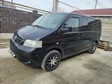 Volkswagen Multivan 2006 годаүшін8 700 000 тг. в Шымкент – фото 4