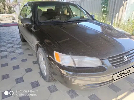 Toyota Camry 1998 года за 3 150 000 тг. в Алматы – фото 2