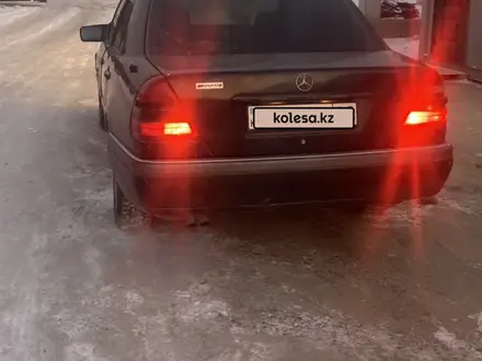 Mercedes-Benz C 180 1994 года за 1 550 000 тг. в Алматы – фото 2