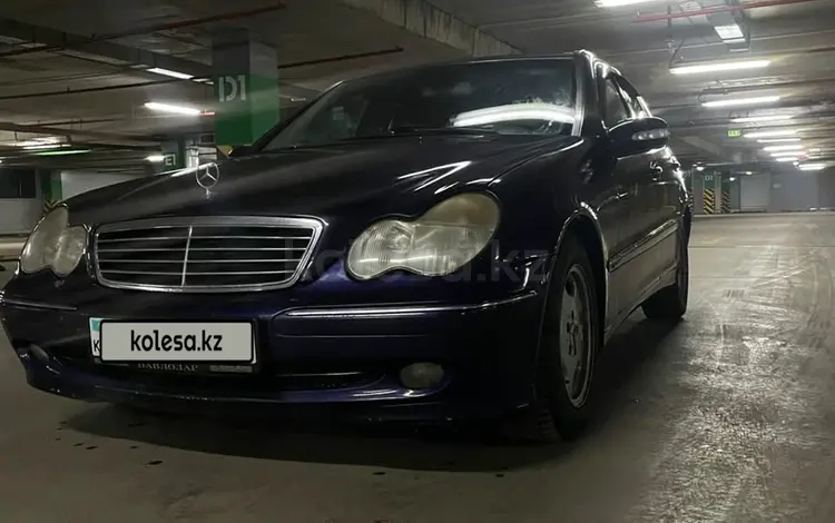 Mercedes-Benz C 200 2001 года за 3 500 000 тг. в Павлодар