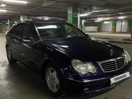 Mercedes-Benz C 200 2001 года за 3 500 000 тг. в Павлодар – фото 7