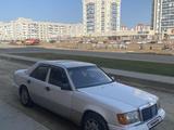 Mercedes-Benz E 230 1992 года за 950 000 тг. в Астана – фото 4