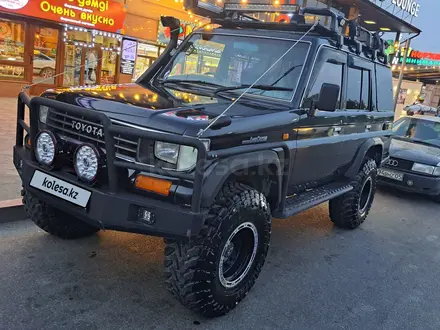 Toyota Land Cruiser Prado 1995 года за 7 600 000 тг. в Алматы – фото 2