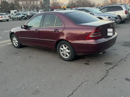 Mercedes-Benz C 200 2001 года за 4 000 000 тг. в Алматы – фото 5