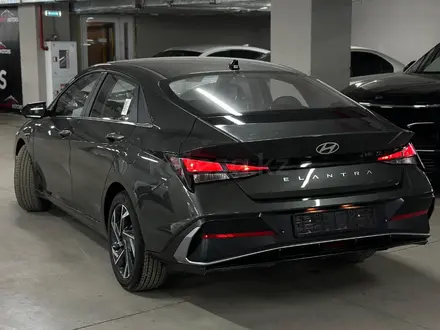 Hyundai Elantra Comfort 2023 года за 9 400 000 тг. в Шымкент – фото 4
