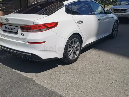 Kia K5 2019 года за 8 900 000 тг. в Астана – фото 4