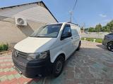 Volkswagen Transporter 2010 годаүшін7 000 000 тг. в Астана – фото 2
