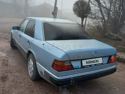 Mercedes-Benz E 230 1992 года за 1 600 000 тг. в Алматы – фото 5