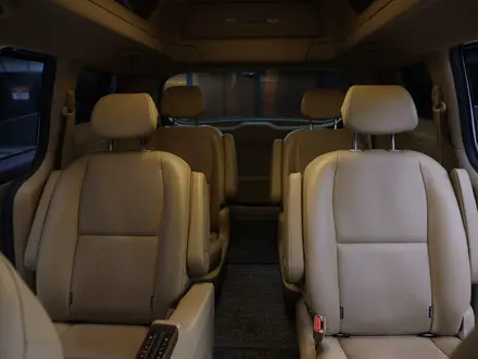 Kia Carnival 2016 года за 13 100 000 тг. в Шымкент – фото 24